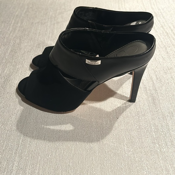 Calvin Klein Satchel Black Peep Toe Mule Heels - Picture 2 of 9